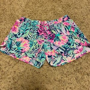 Lilly Pulitzer Luxletic Shorts. Size Medium.